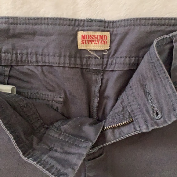 Capris - Picture 3 of 3